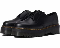 Dr. Martens Jarrick Lo