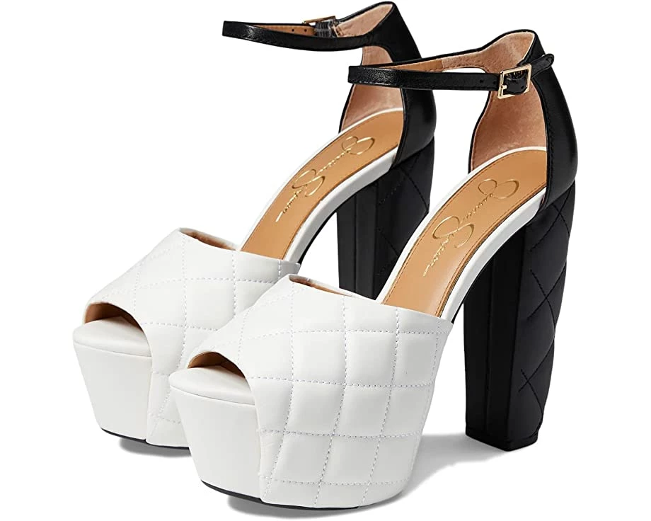 Jessica Simpson Dameka