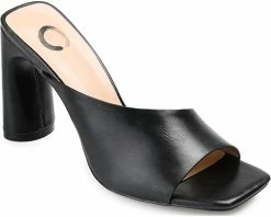 Journee Collection Dola